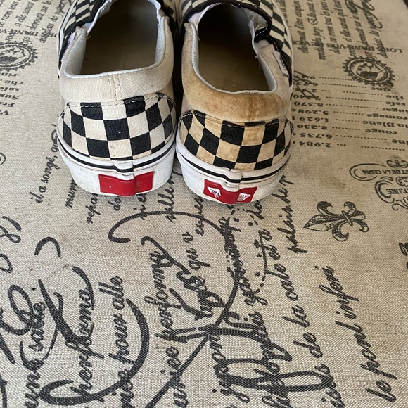 Vans - Picture 3 of 3